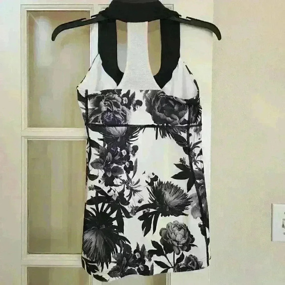 Lululemon Floral Athletic Racerback Top Size 8 Workout Loungewear Outdoors - Picture 2 of 9